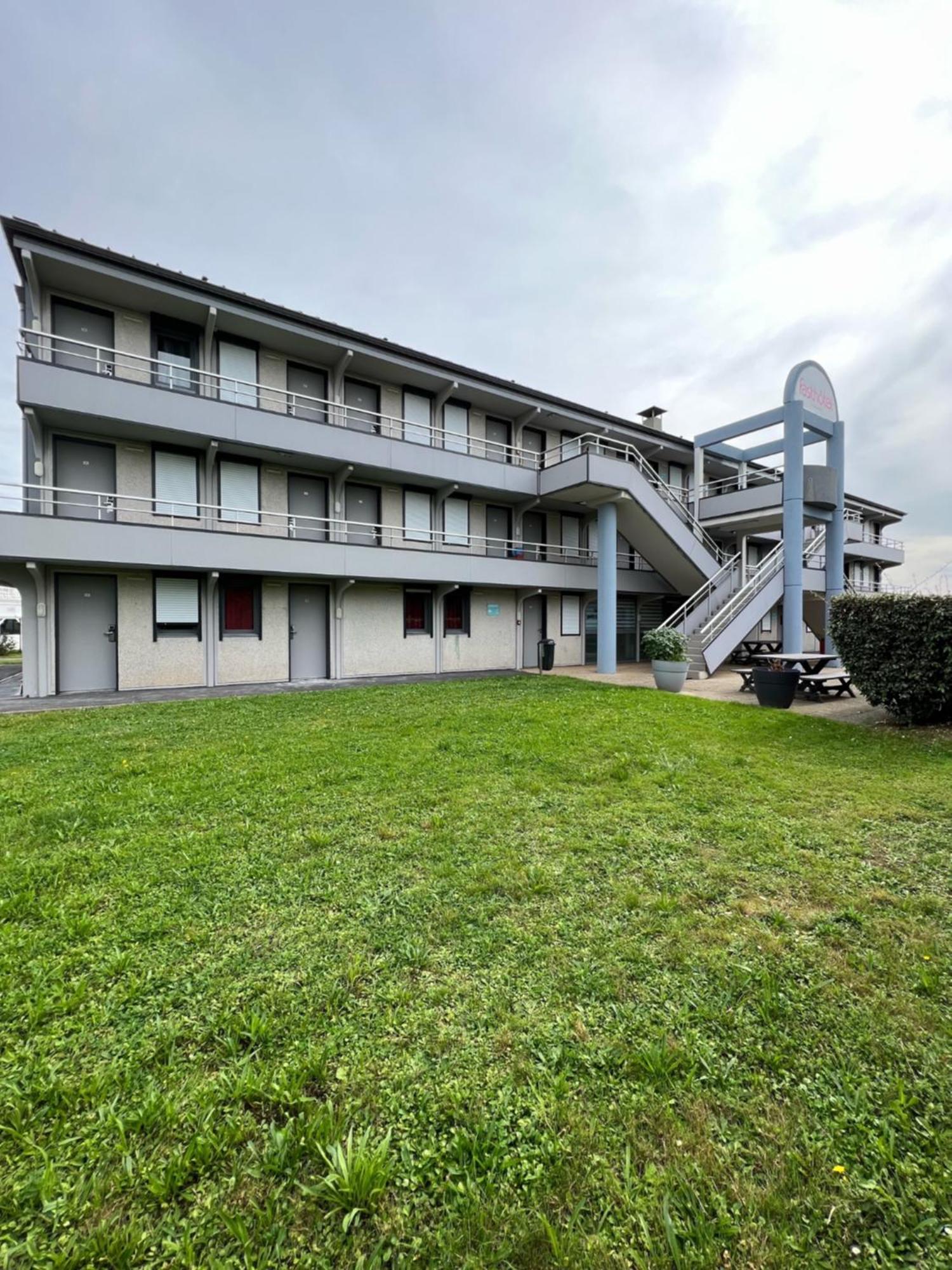 Fasthotel Roissy - Saint-Witz Exterior foto