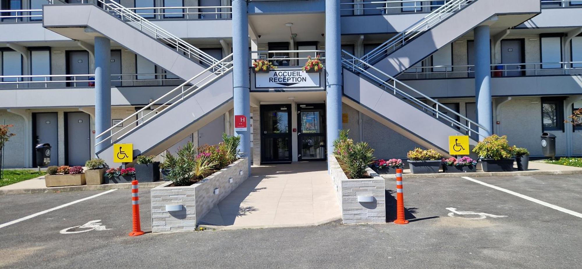 Fasthotel Roissy - Saint-Witz Exterior foto